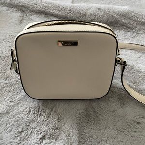 Kate Spade Cream Crossbody Purse